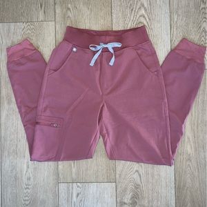Figs high waisted Zamora joggers 🏥🚑 Mauve